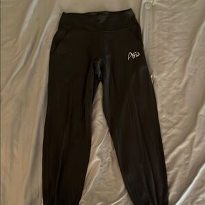Lululemon Athletica Black Leggings Sleek Design